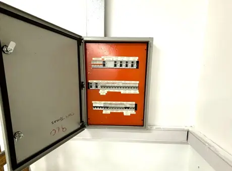 electricistas